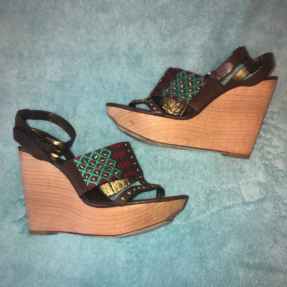 Pelle Moda Wedges Size 9